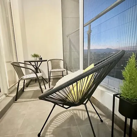 Regina's Sky Апартаменти