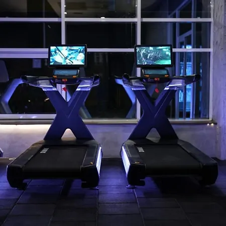 Regina's Sky Апартаменти Скоп'є