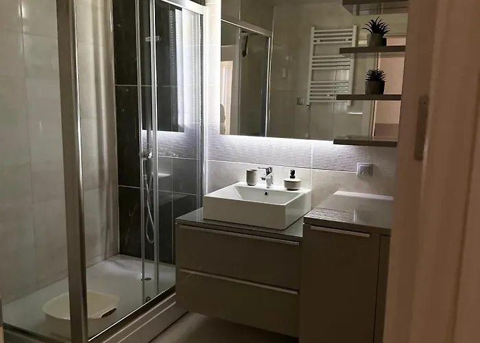 Regina's Sky Апартаменти Скоп'є